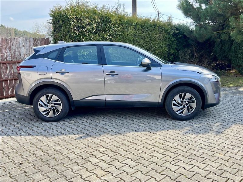 Nissan Qashqai 1,3 mHEV / Business / Xtronic - fotka 6 z 43