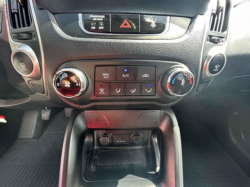 Hyundai ix35 (2010) 2.0TDCi 4x4, ČR, Bixen, AC - fotka 14 z 18