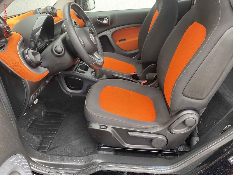 Smart Fortwo (2014) 0.9T, Passion, navi, panor - fotka 9 z 19