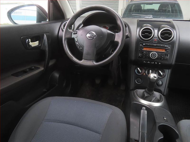 Nissan Qashqai (2009) 1.6, ČR,1.maj, po STK - fotka 7 z 13