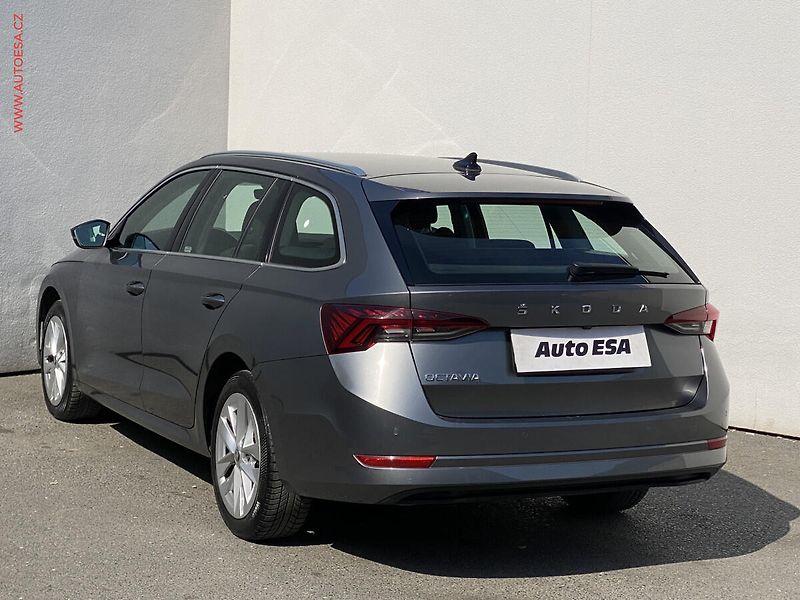 Škoda Octavia (2023) 2.0 TDi, ČR, Style, DSG, LED - fotka 6 z 19