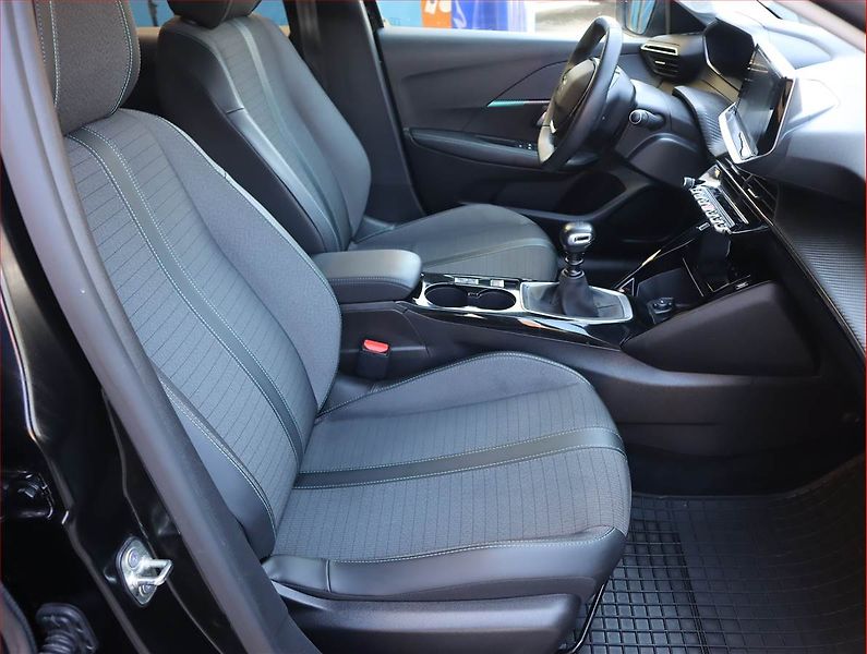 Peugeot 208 (2022) Allure 1.2 PureTech - fotka 9 z 20
