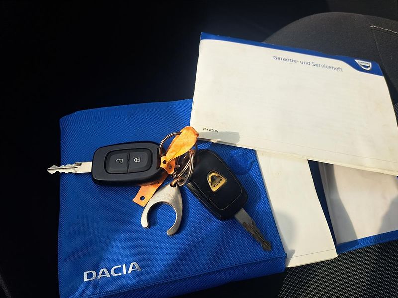Dacia Duster 1,5 dCi Black edition - fotka 39 z 48