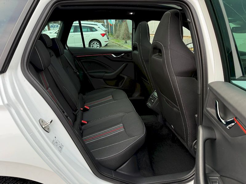 Škoda Kamiq (2024) 1.0 TSI 85 kW Monte Carlo - fotka 22 z 22