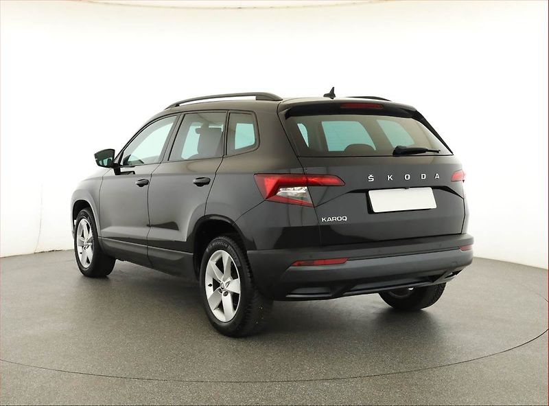 Škoda Karoq (2021) Style 2.0 TDI, Automat - fotka 4 z 18