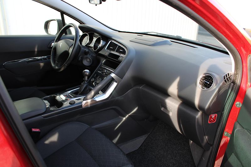 Peugeot 3008 1,6 HDI po rozvodech - fotka 8 z 23
