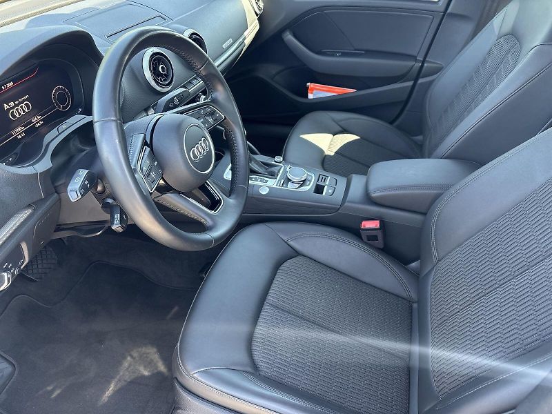 Audi A3 (2019) 40 TFSI e-tron S-tronic design - fotka 7 z 29