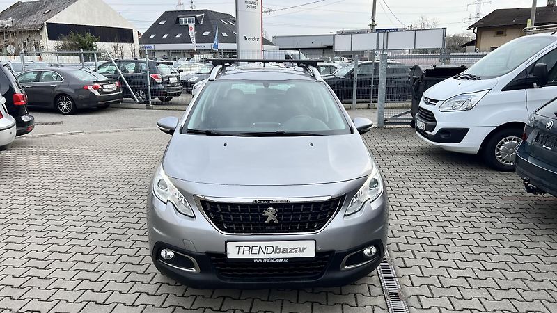 Peugeot 2008 1.2 PURE TECH - fotka 2 z 15