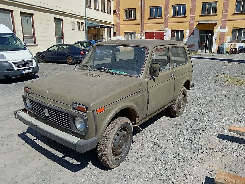 Lada Niva - fotka 1 z 9