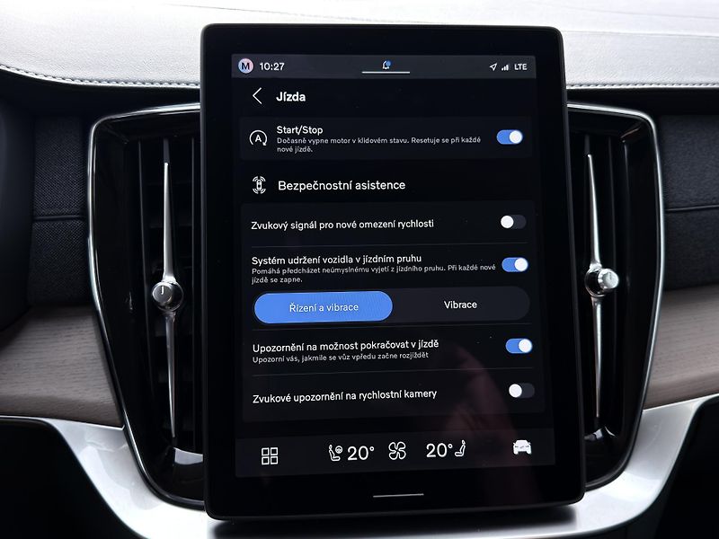 Volvo XC90 B5 AWD PLUS BRIGHT // +kola  - fotka 41 z 51