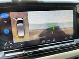 Volkswagen Multivan (2023) T7 LONG*MATRIX*PANORMA*TAŽNÉ*Z - náhled 20