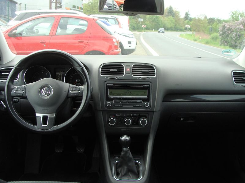 Volkswagen Golf 1.4 TSi, Comfortline - fotka 15 z 24