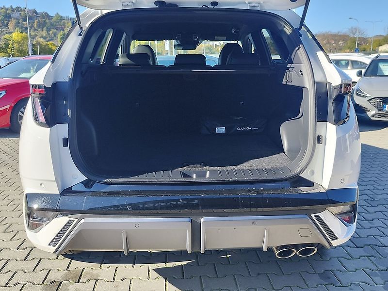 Hyundai Tucson 1.6 T-GDI/212kW N-Line PHEV AT - fotka 9 z 33