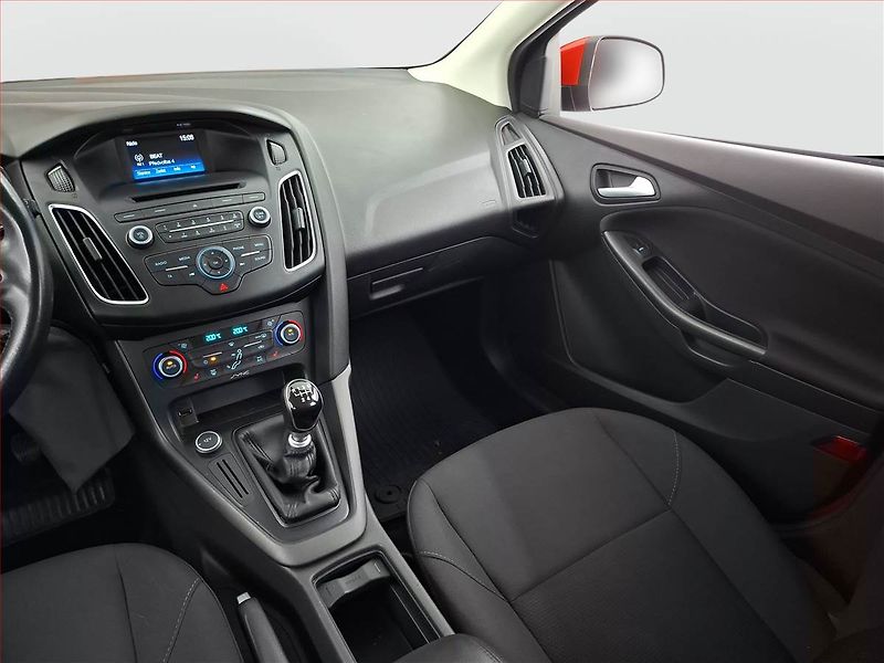 Ford Focus (2016) 1.5 TDCi, ČR,1.maj, Tempomat - fotka 8 z 17