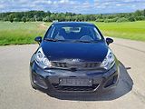 Kia Rio 1.3 PĚKNÝ STAV 1. MAJITEL - náhled 1