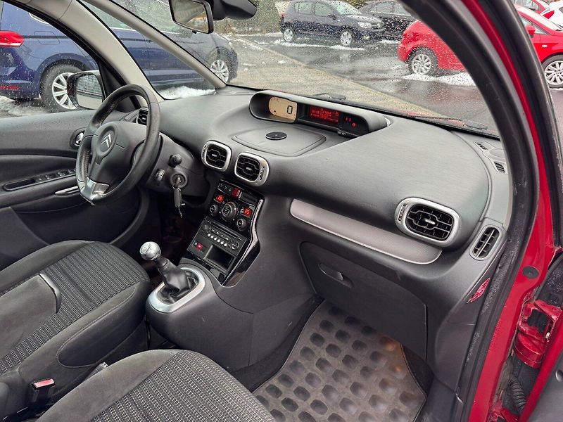 Citroën C3 Picasso (2011) 1,4i 70 KW - fotka 28 z 33