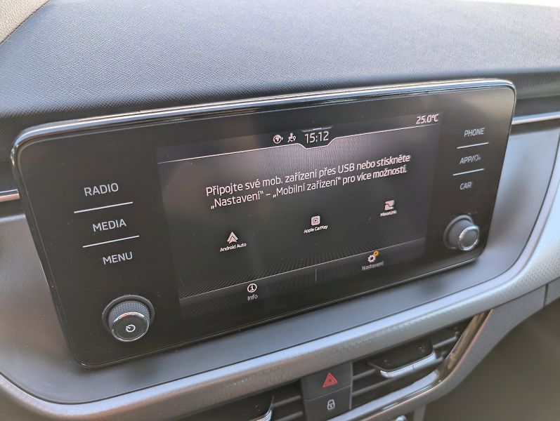 Škoda Scala (2022) 1,0 TSI / 81 kW DSG Style Extr - fotka 18 z 30