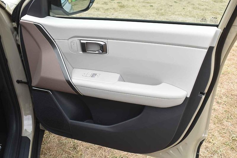 Nové SUV v nabídce korejské automobilky má neotřelý design.