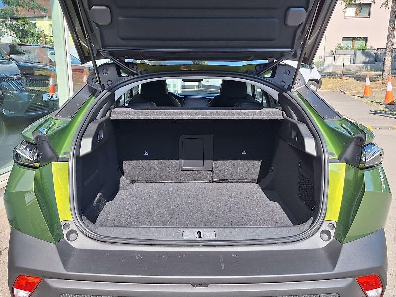 Peugeot 408 (2026) ALLURE Hybrid 145 e-DCS6 - fotka 6 z 16