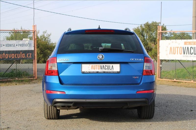 Škoda Octavia 1,6 TDi  4 x 4,ČR,XENONY,TOP - fotka 6 z 30
