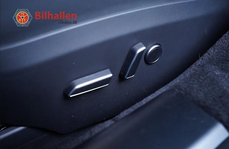 Tesla Model S LR AWD Vzduch Pano Kam Yoke - fotka 22 z 35
