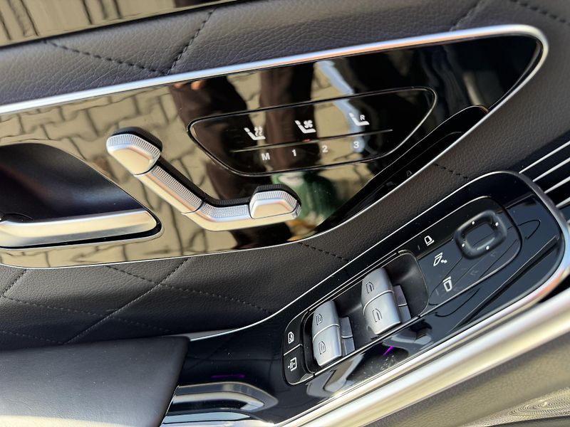 Mercedes-Benz Třídy S (2025) S450d 270kW AMG LONG TV NT R21 - fotka 42 z 50