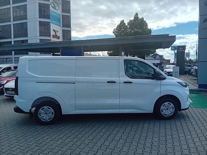 Ford Transit Custom (2026) 2,0 EcoBlue 100kW/136k  Trend - fotka 6 z 17