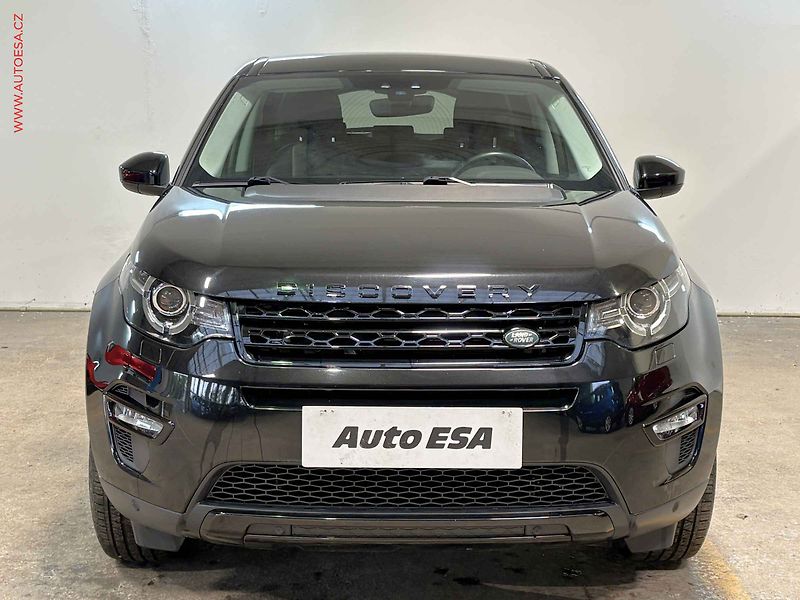 Land Rover Discovery Sport (2018) 2.0 TD4 4X4, AT, bixen, panor - fotka 2 z 18