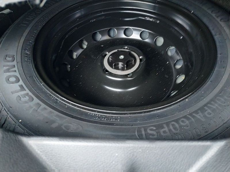 Nissan Qashqai 1.3T mHEV MT,2WD, ZADÁNO - fotka 29 z 29