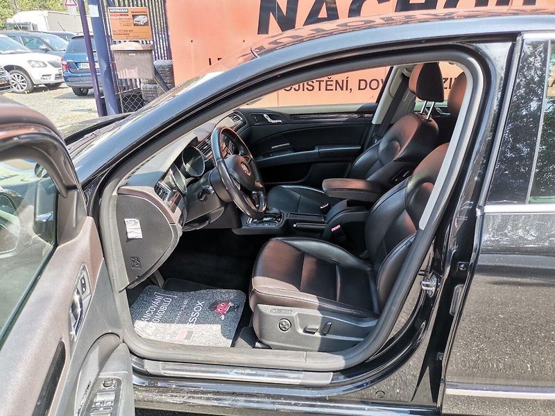 Škoda Superb (2014) 2.0TDi 125kw Laurin/Klement ČR - fotka 9 z 25
