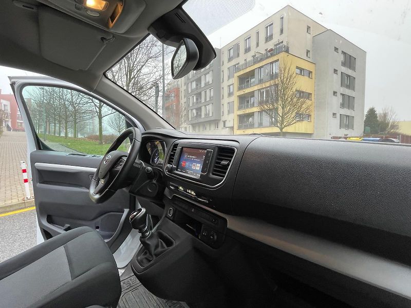 Toyota ProAce 2.0-BUSINESS-9MÍST-ZÁRUKA - fotka 11 z 13
