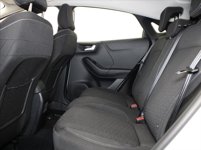 Ford Puma 1,0 EB 125k. AT Titanium 20tkm - fotka 7 z 24