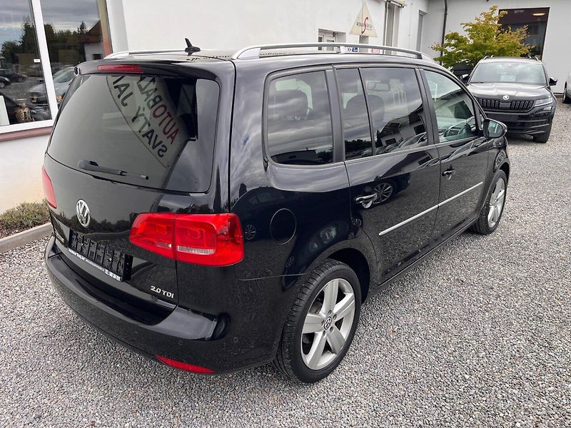 Volkswagen Touran (2012) 2.0 TDi Bi-Xenon , Top Stav - fotka 2 z 21
