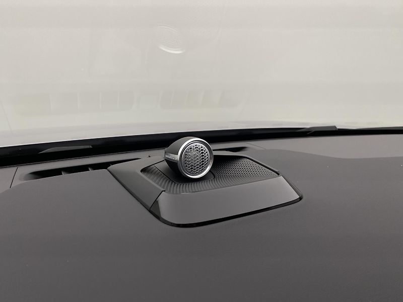 Volvo ES90 (2026) PURE ELECTRIC ULTRA - fotka 40 z 79