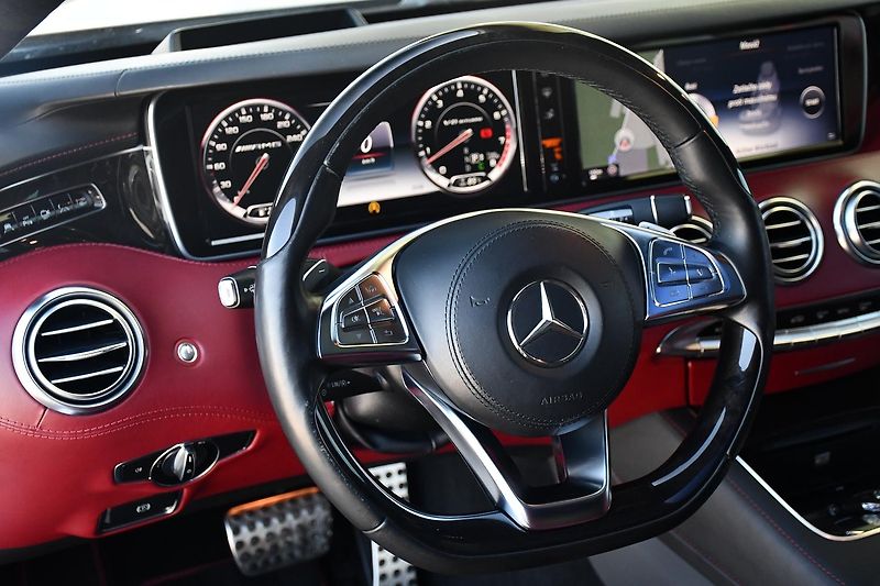 Mercedes-Benz Třídy S 63 AMG 4MATIC TOP VÝBAVA - fotka 16 z 49