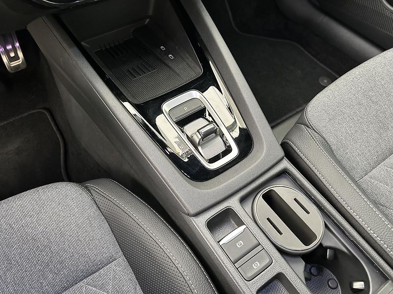 Škoda Octavia 1.5 TSI SportLine - fotka 23 z 30