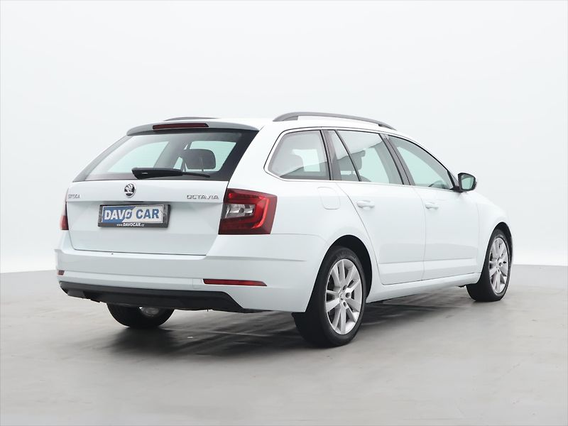 Škoda Octavia 1.6 TDI CZ Style+ LED Navi - fotka 7 z 25