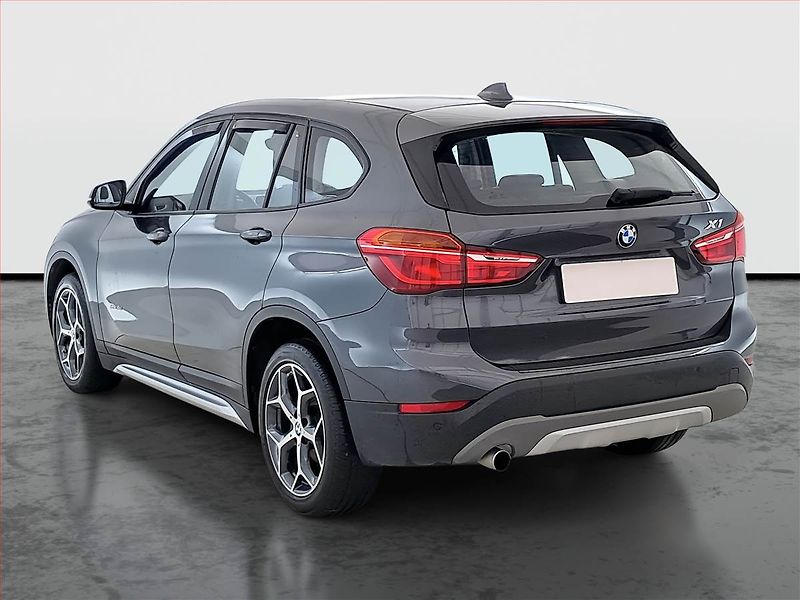 BMW X1 (2017) sDrive18d, Automat, Serv.kniha - fotka 4 z 22