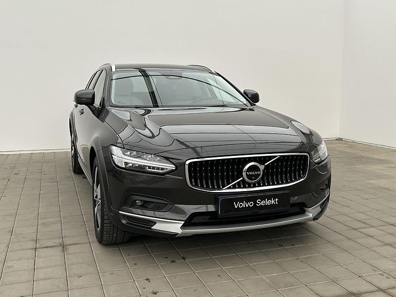 Volvo V90 2.0  B5 4x4 Cross Country Plus - fotka 3 z 30
