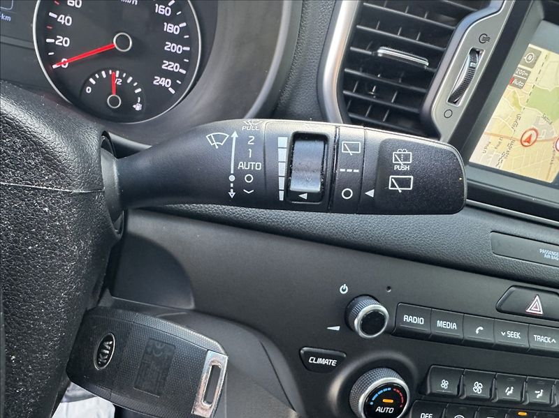 Kia Sportage 1,6 T-GDi 130kW 4x4 tažné - fotka 30 z 50