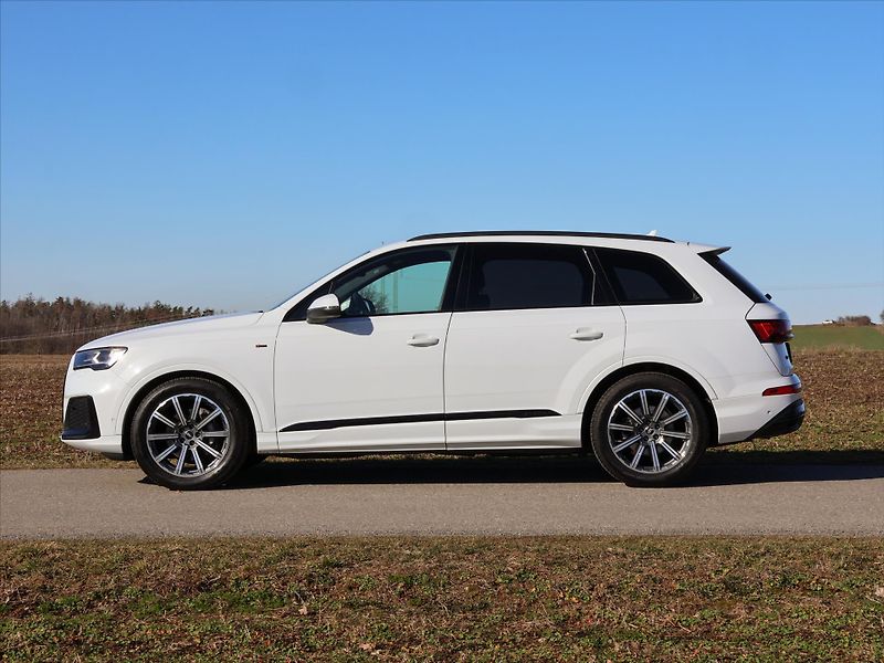 Audi Q7 3,0 TDI quattro tiptronic S li - fotka 4 z 42