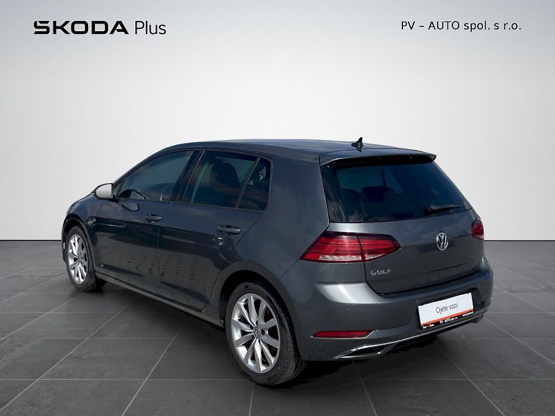 Volkswagen Golf (2018) 1.4 TSI 92 kW Maraton Edition - fotka 30 z 35