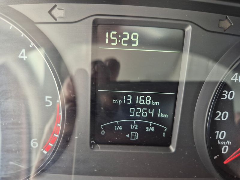 Volkswagen Transporter (2016) 2.0TDI Long,9míst, Závěs - fotka 22 z 36