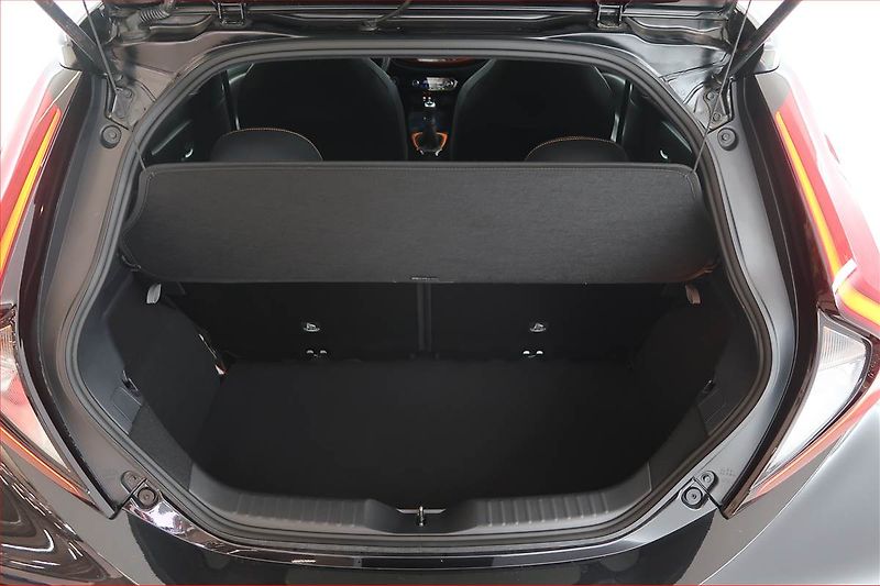 Toyota Aygo (2022) 1.0 VVT-i, ČR,1.maj - fotka 13 z 17
