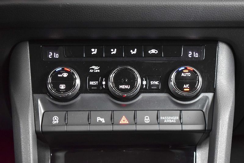 Škoda Kodiaq 2.0 TDI DSG*4X4*7.MÍST*ACC*DPH - fotka 24 z 46