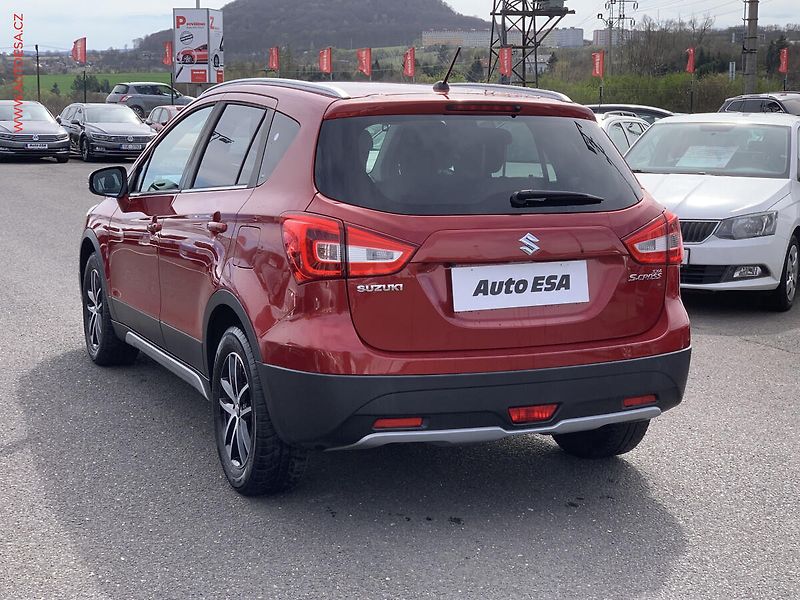 Suzuki S-Cross (2018) 1.4 BJet, Comfort, +ALU, navi - fotka 4 z 19