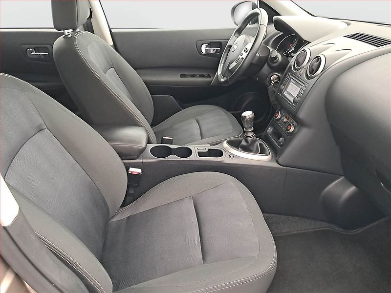 Nissan Qashqai (2012) 1.6 dCi, Serv.kniha, Navi - fotka 9 z 21