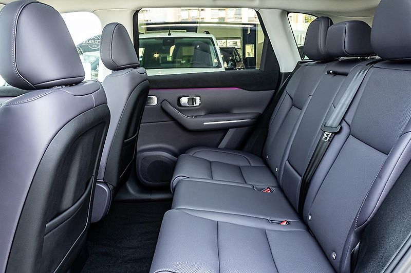Leapmotor C10 REEV (2025) 1,5 dojezd až 974 km  Design - fotka 31 z 31