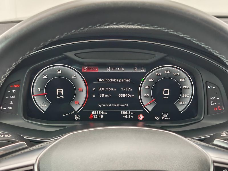 Audi A6 Sline Quattro 8TT S line 3,0TD - fotka 13 z 29
