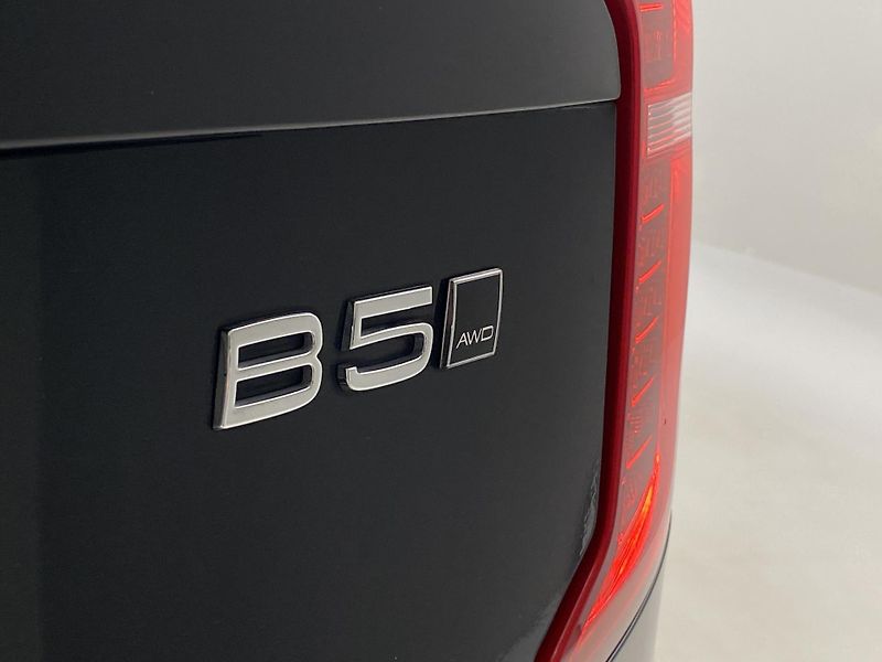 Volvo XC90 B5 AWD INSCRIPTION AUT CZ - fotka 38 z 52